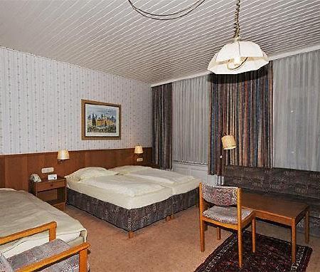 Hotel Bei Der Esplanade Hamburg Kültér fotó